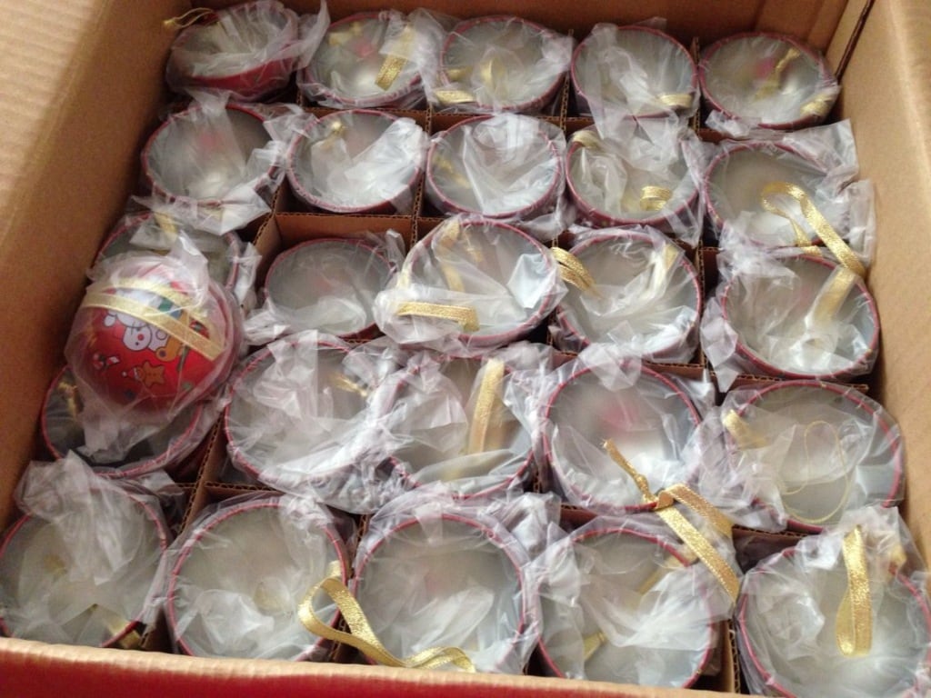 packaging ball tins
